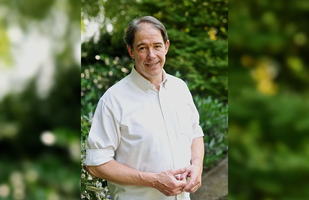 Leading Environmentalist and Founder Director of Forum for the Future, Jonathon Porritt, Steps Down After Almost 30 Years of Service